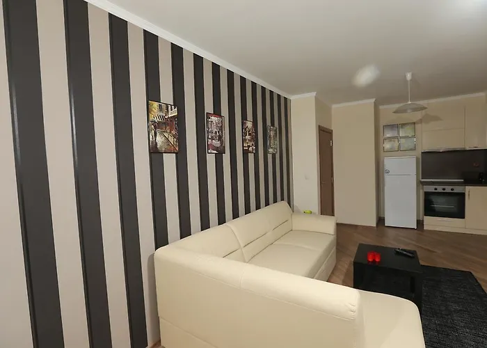 South Apartman Obzor
